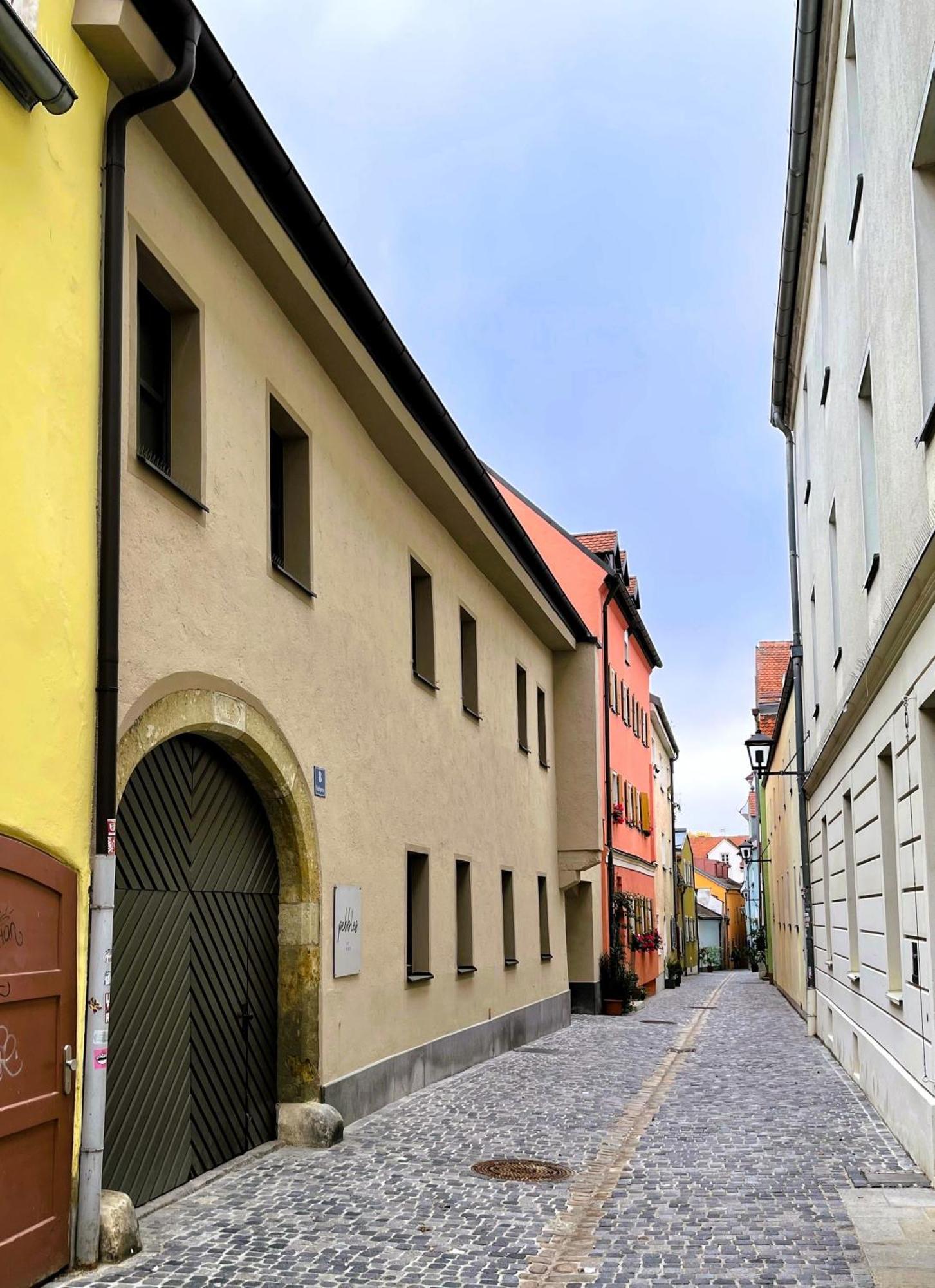 Pebbles Suiten By Ring Regensburg Exterior foto